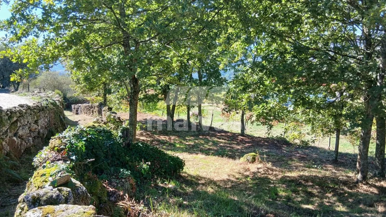 Terreno Urbanizável / para Construção em Cabana Maior com Vistas de Montanha – Arcos de Valdevez - 3
