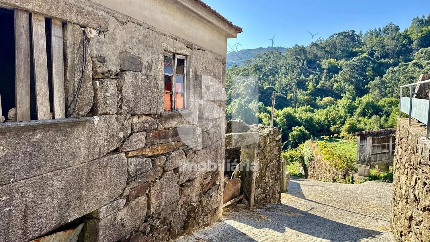 Maison traditionnelle en pierre à rénover avec vue imprenable sur les montagnes – Tebilhão, Arouca - 2