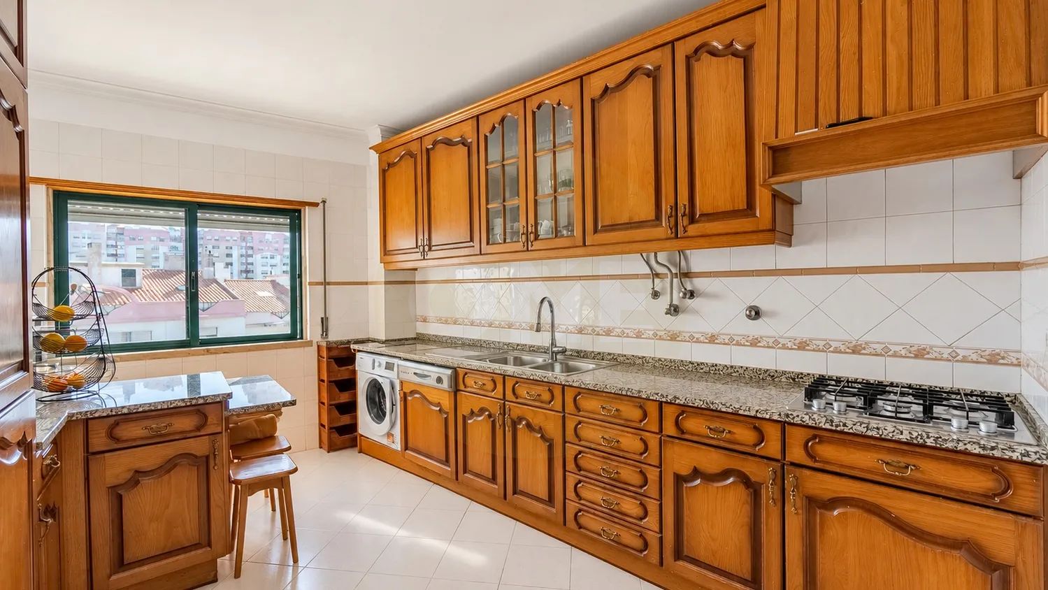 Duplex T3 em Algueirão com Elevador e Garagem  - 2