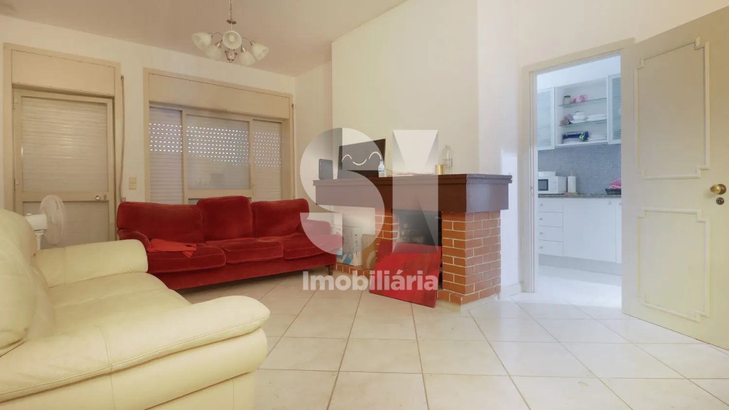 T2+1 Apartment in the Historic City Centre – Prime Location with Access from Two Streets - 2