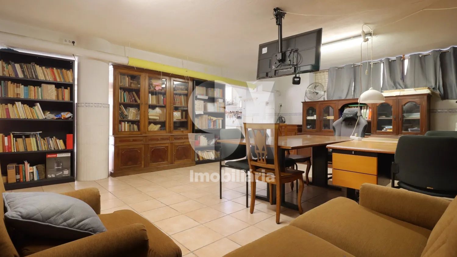 3-Bedroom Apartment in Ermesinde with Garage, Lift and Fireplace - 3