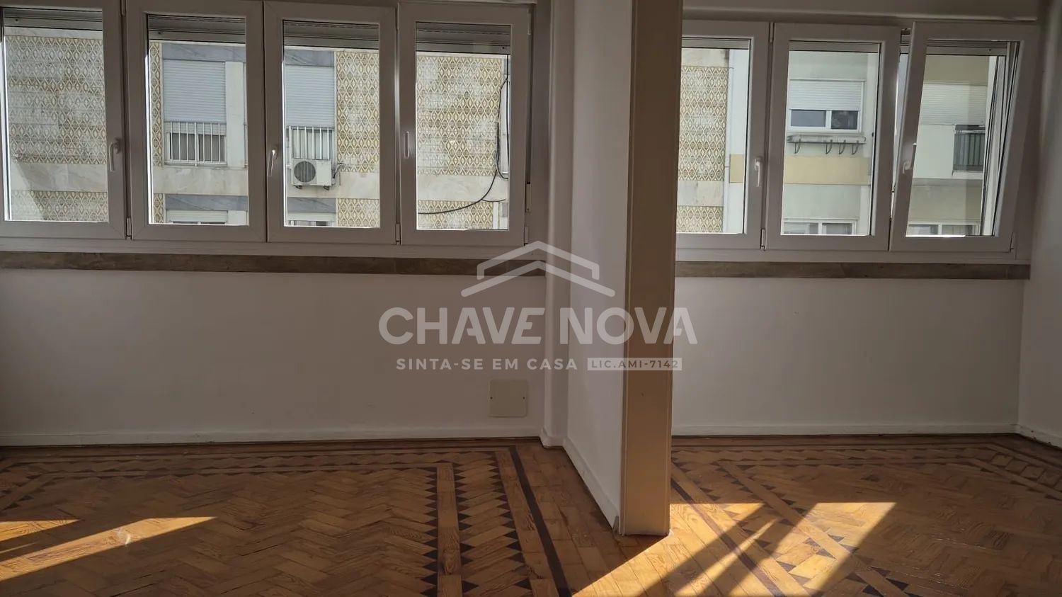 Apartamento T2 na Rua da Infantaria 16, Campo de Ourique - 2