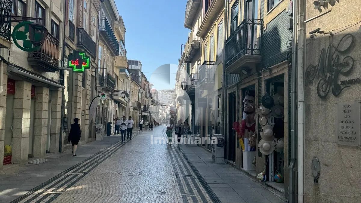 3 Building Plots in the Historic Centre – 376 m² Prime Location