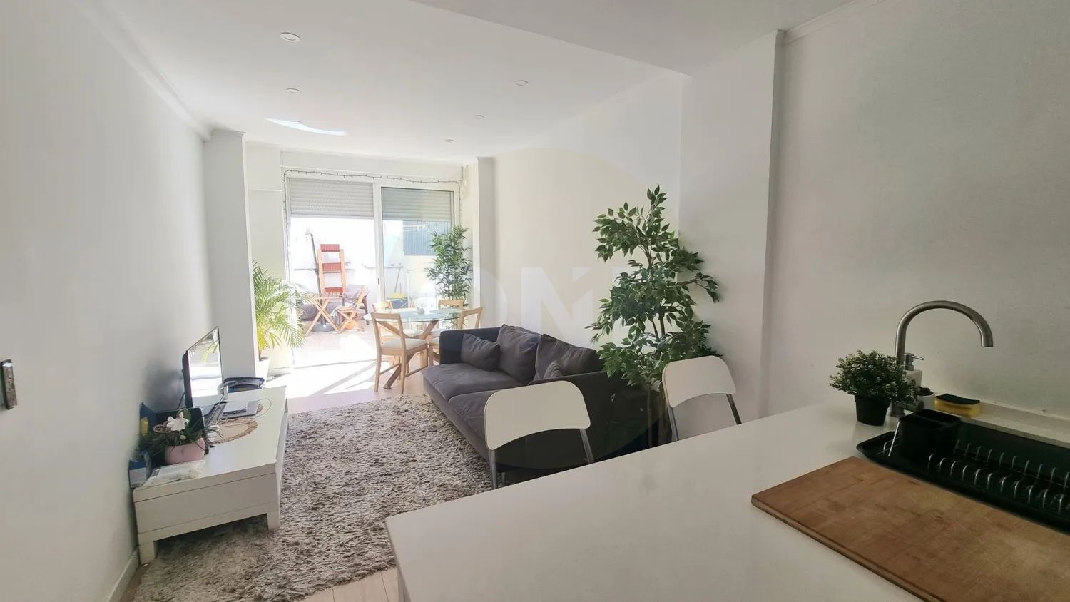 T2 com terraço na Amadora