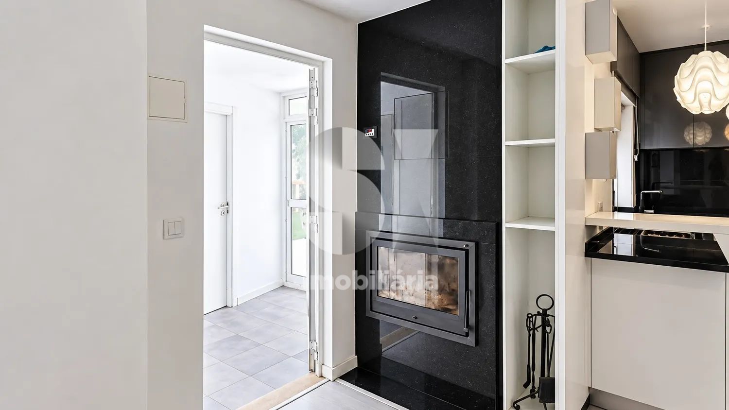 Apartamento T3 com Terraço de 120 m², Churrasqueira e Garagem - 3