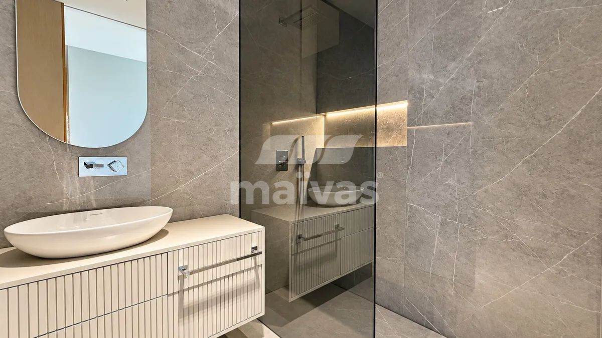 Moradia T4 de Luxo na 2.ª Linha de Praia | Esposende - 3