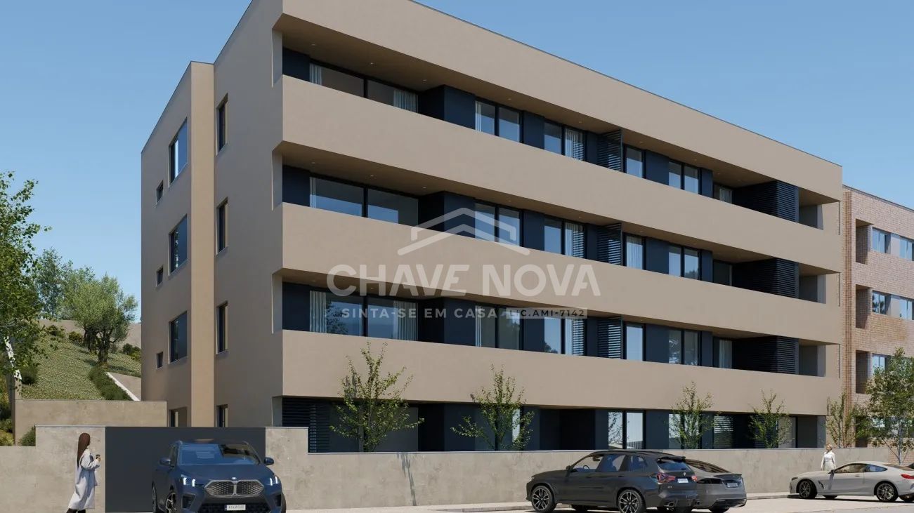 Apartamento T2 Novo c/ Terraço num Condomínio Fechado c/Piscina em Valadares 