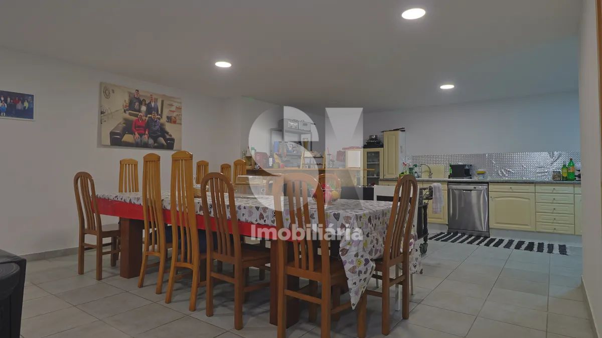 Apartamento T3 em dois pisos