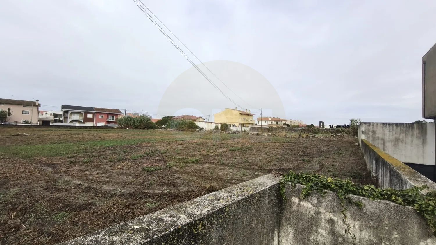 Terreno para investimento em Aver-o-Mar - 2