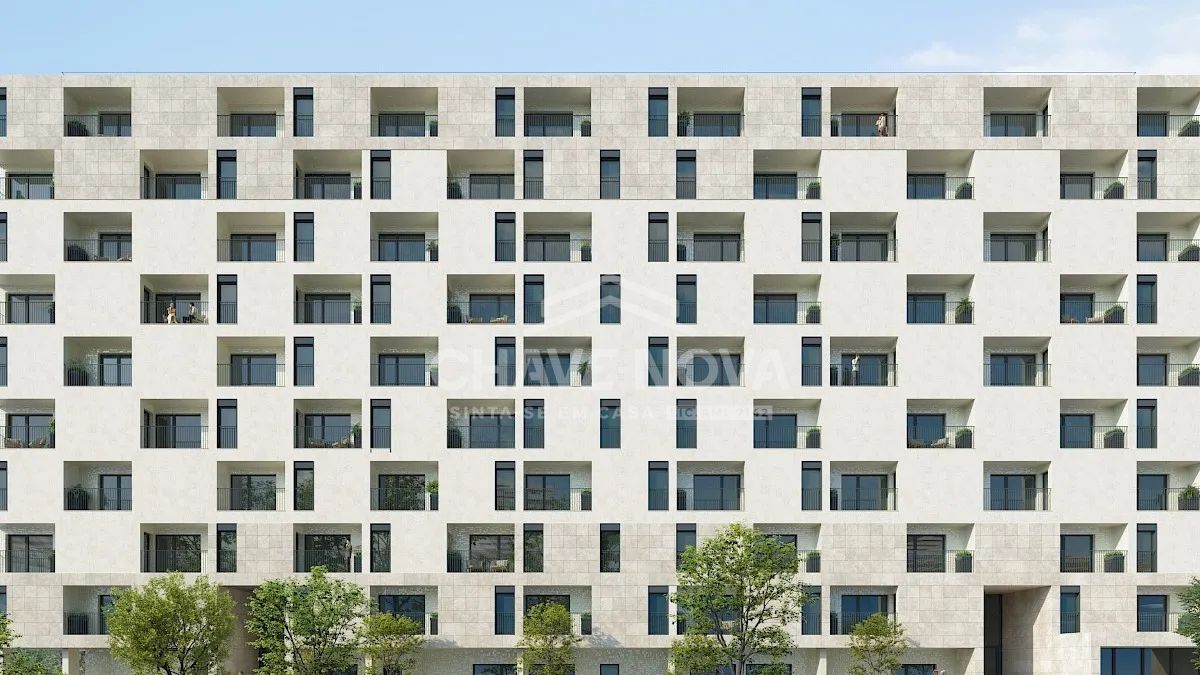  Apartamento T1 Novo c/ Lugar de Garagem em Mafamude - 3