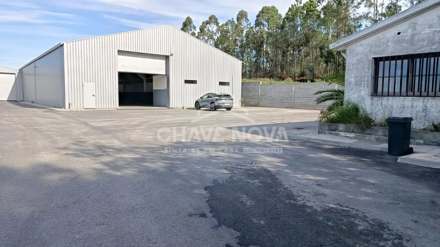 ARRENDAMENTO  Armazém na Zona Industrial de Rio Meão! - 2