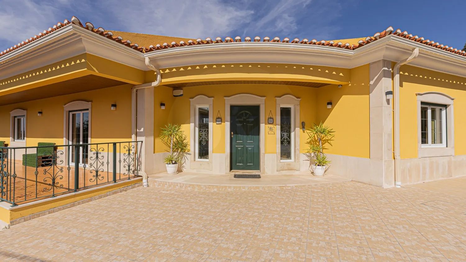 7-Suite property with Panoramic Views and 3,170 m² Plot | Mafra - 3