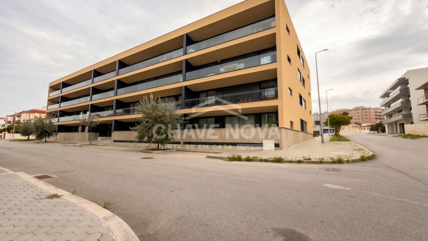 Apartamento T2 Novo c/ Lugar de Garagem Duplo na Madalena