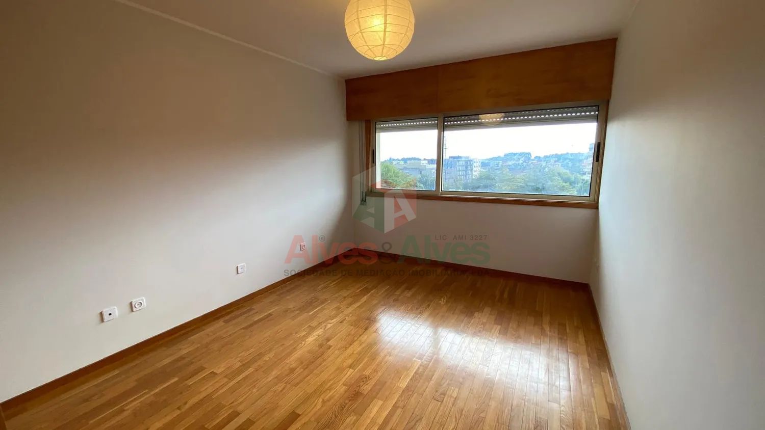T1 no Último Piso em Frente ao ISMAI - 3
