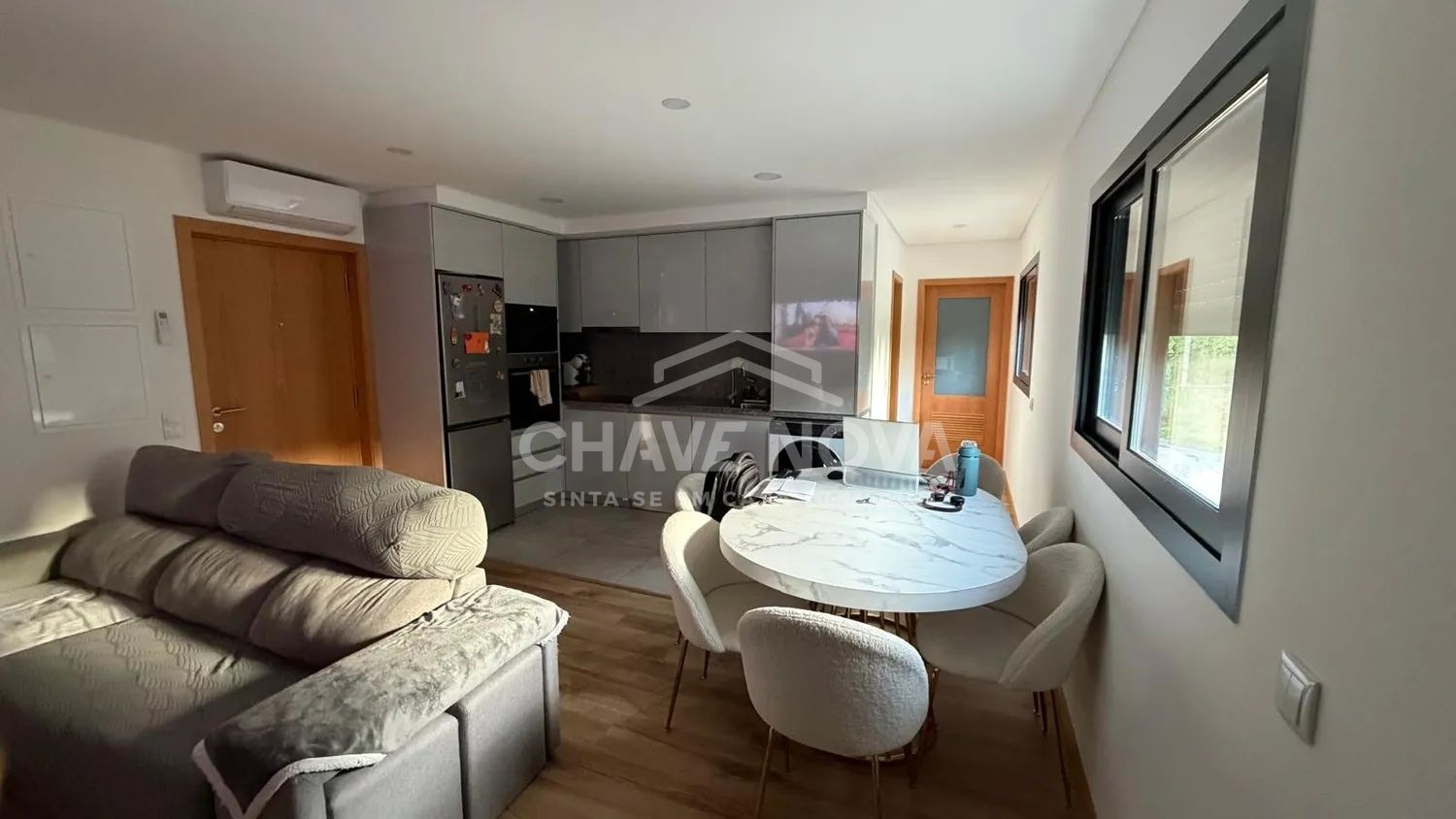 Apartamento T1+1 em Pedroso - 2