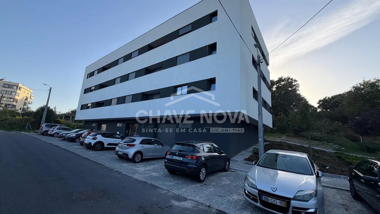 Apartamento T1+1 em Pedroso