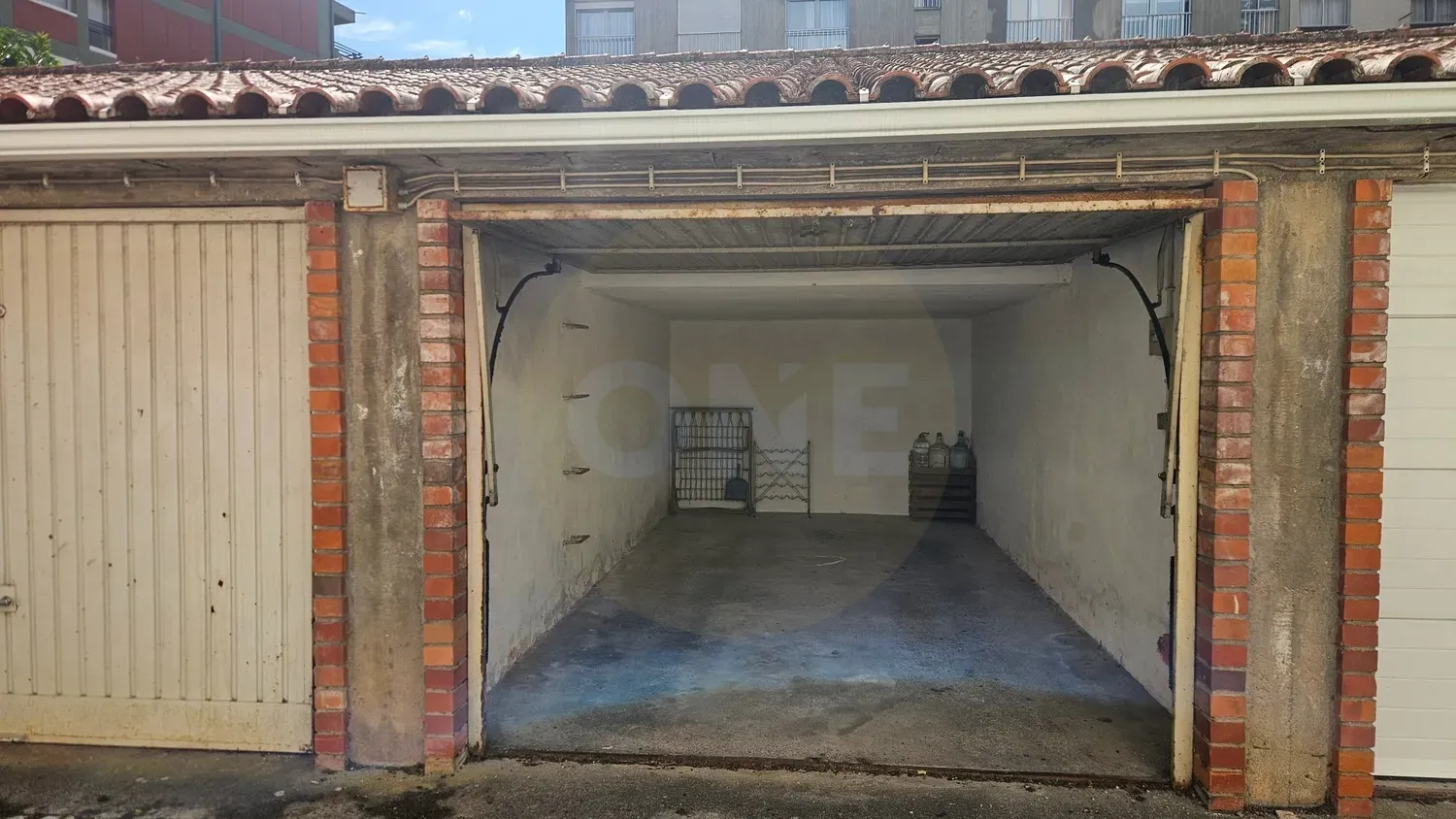Garagem na Rua Infanta Dona Maria