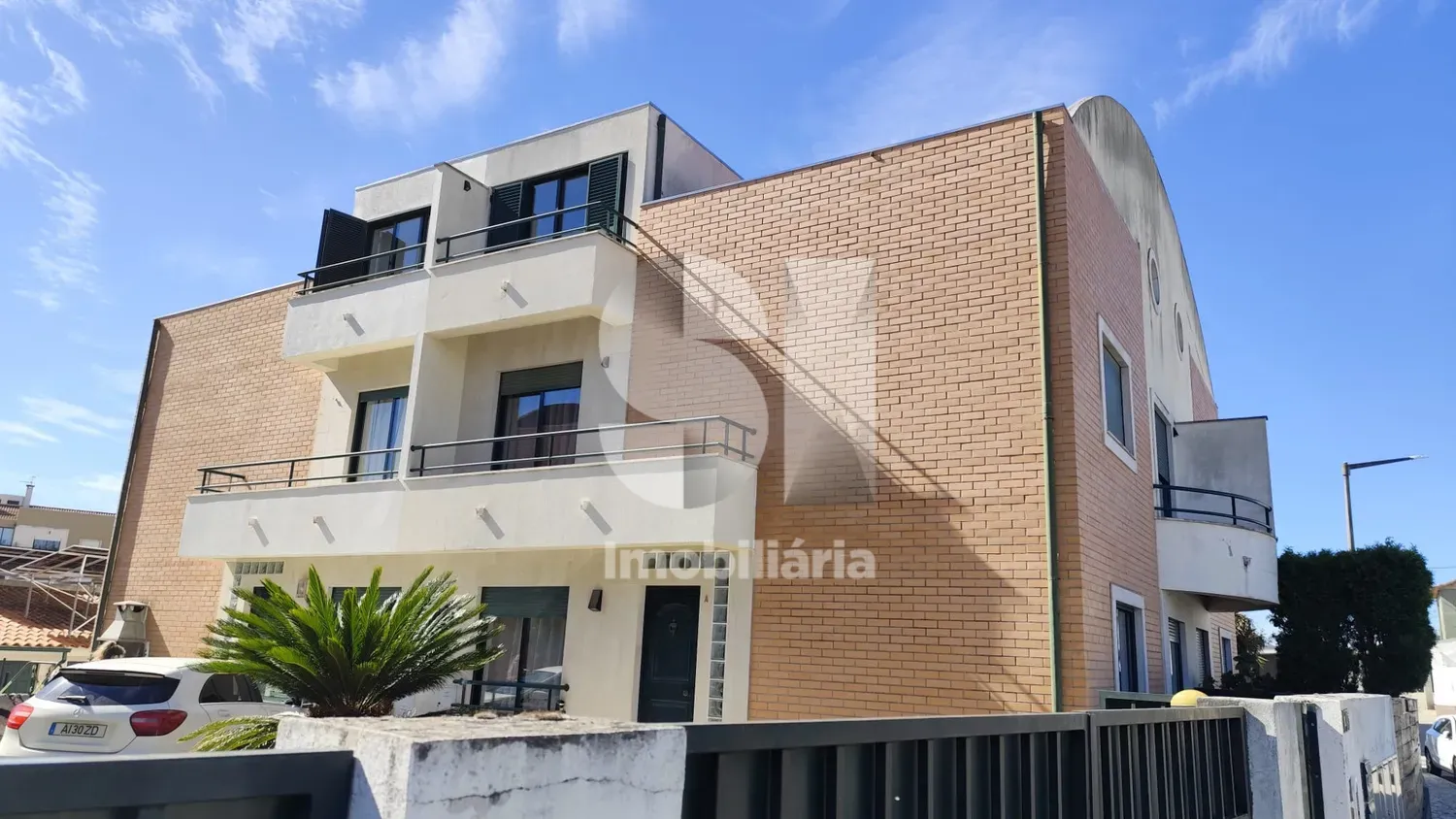 Moradia em Banda T3+1 Triplex Pampilhosa - 2
