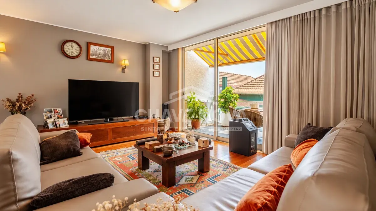 Exclusiva Moradia Multifamiliar com 399 m² em Matosinhos