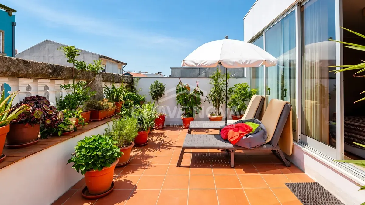Exclusiva Moradia Multifamiliar com 399 m² em Matosinhos - 3