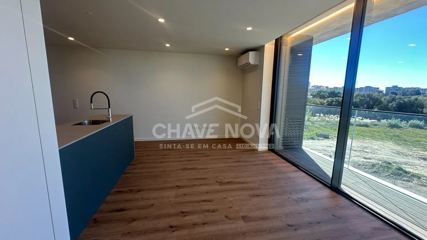 Apartamento T2 Novo virado a poente, com varanda e lugar de garagem em Vila Nova de Gaia virado a poente  - 3