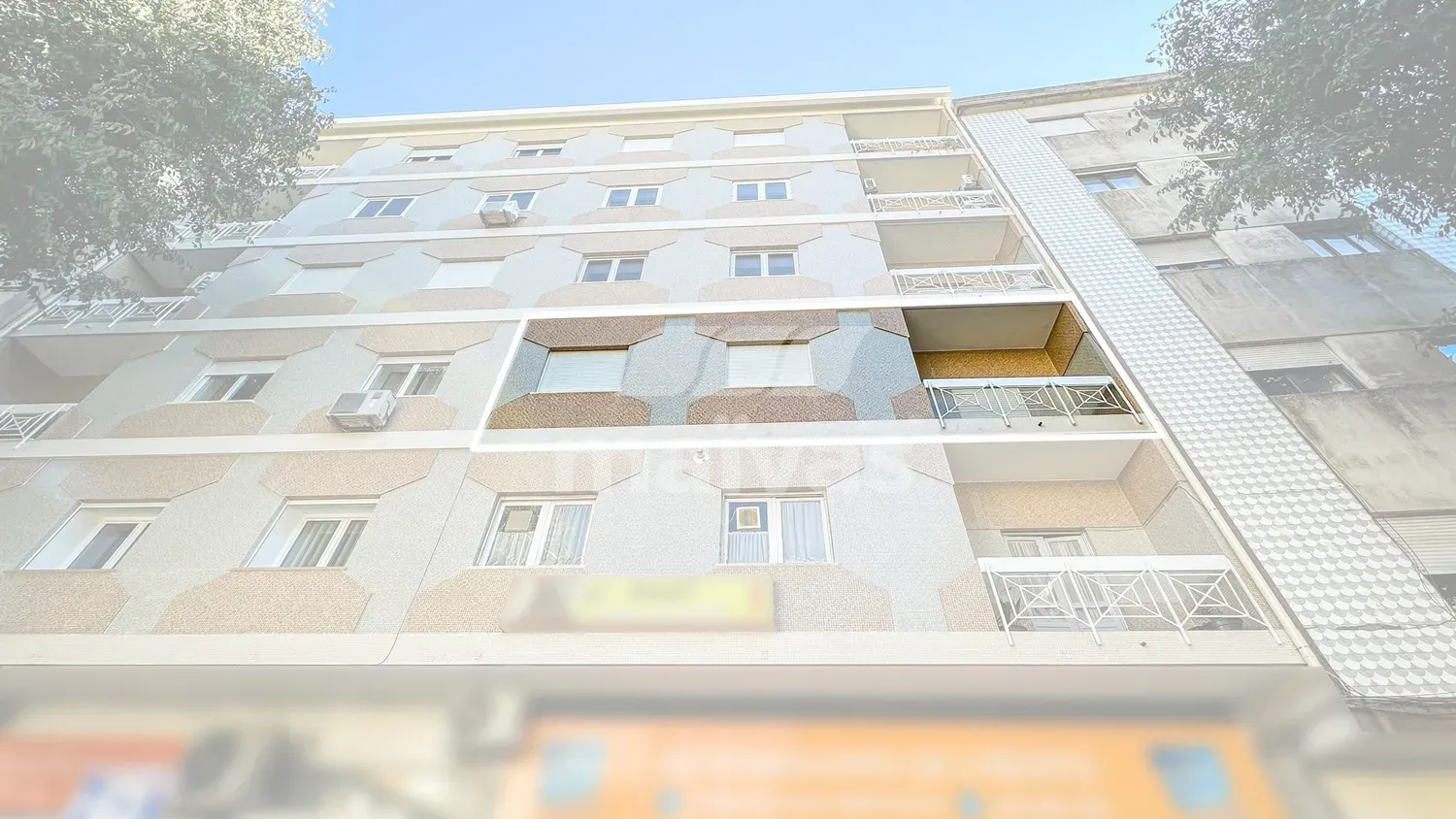 Furnished and Equipped 3+1 Bedroom Apartment on Av. João XXI – Braga Center