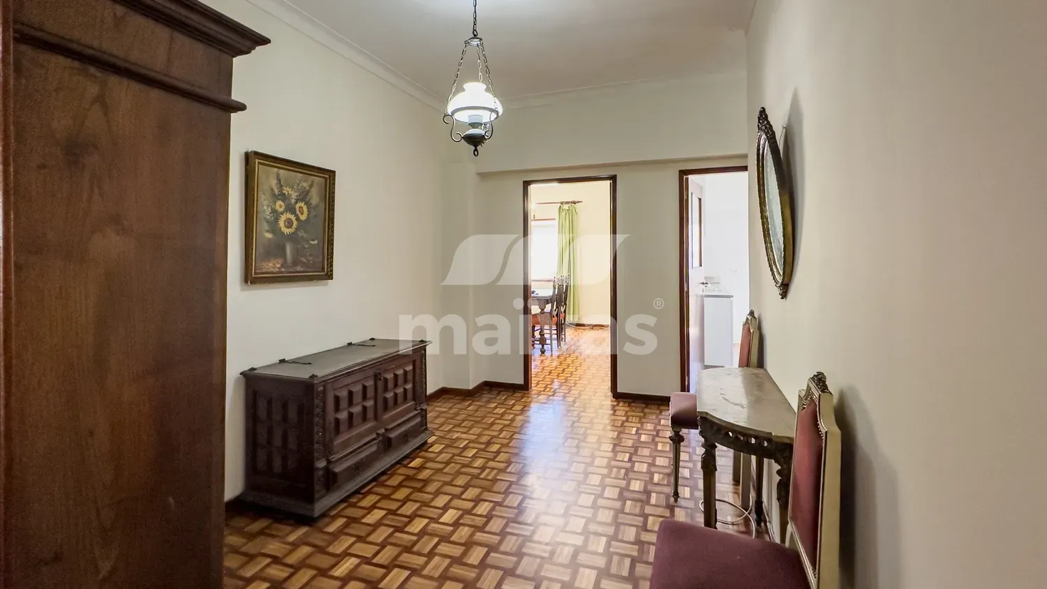 Furnished and Equipped 3+1 Bedroom Apartment on Av. João XXI – Braga Center - 2