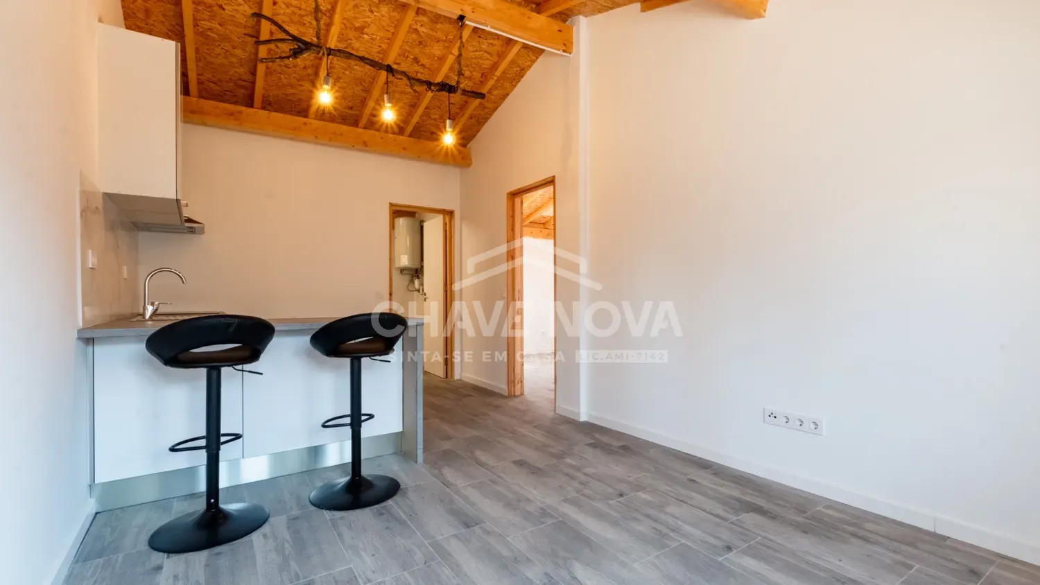 Moradia T1 renovada em Sermonde