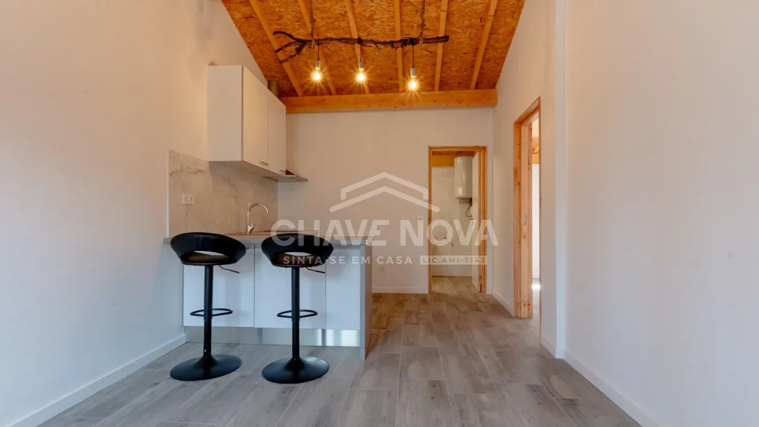 Moradia T1 renovada em Sermonde - 2