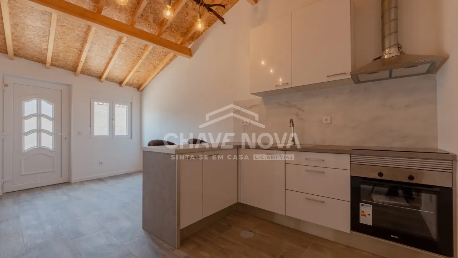 Moradia T1 renovada em Sermonde - 3