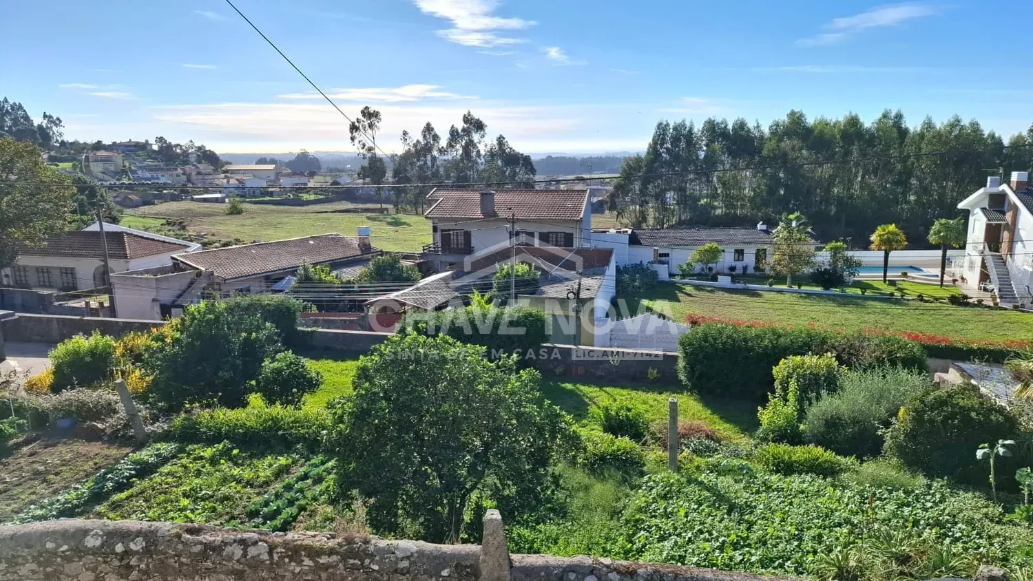 Maison bi-familiale à Guilhabreu