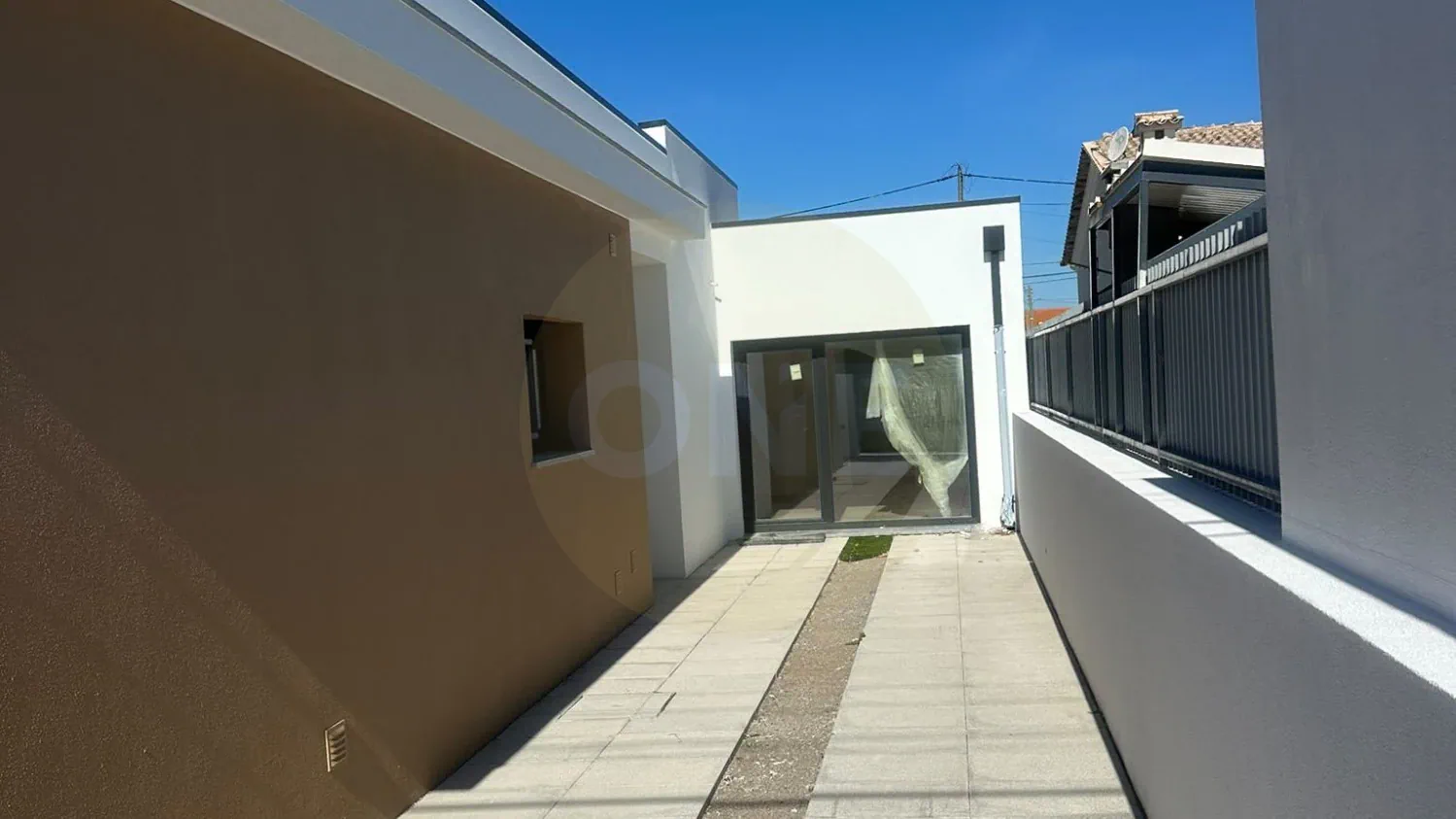 Moradia T3+1 Térrea no Pinhal General, Fernão Ferro – Onde a tranquilidade se transforma em qualidade de vida! 🏡 - 2