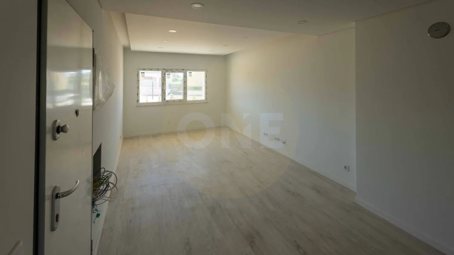 Apartamento T3 na Quinta da Ladeira – O conforto de uma casa nova, o prazer de viver bem! 🏡✨  H - 2
