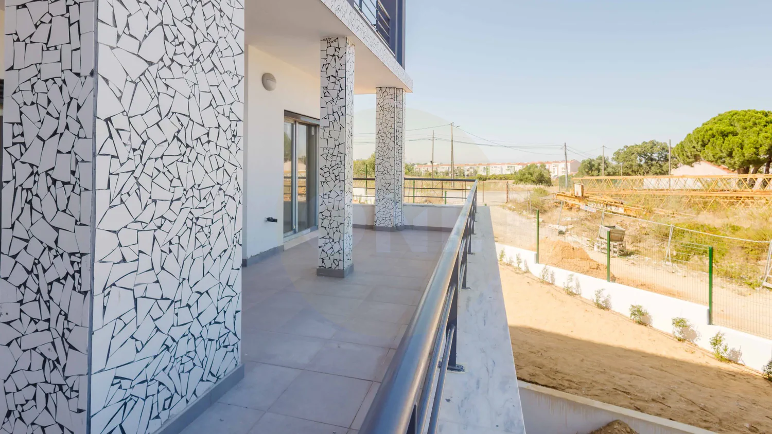 Apartamento T1 na Quinta da Ladeira – O conforto de uma casa nova, o prazer de viver bem! 🏡✨