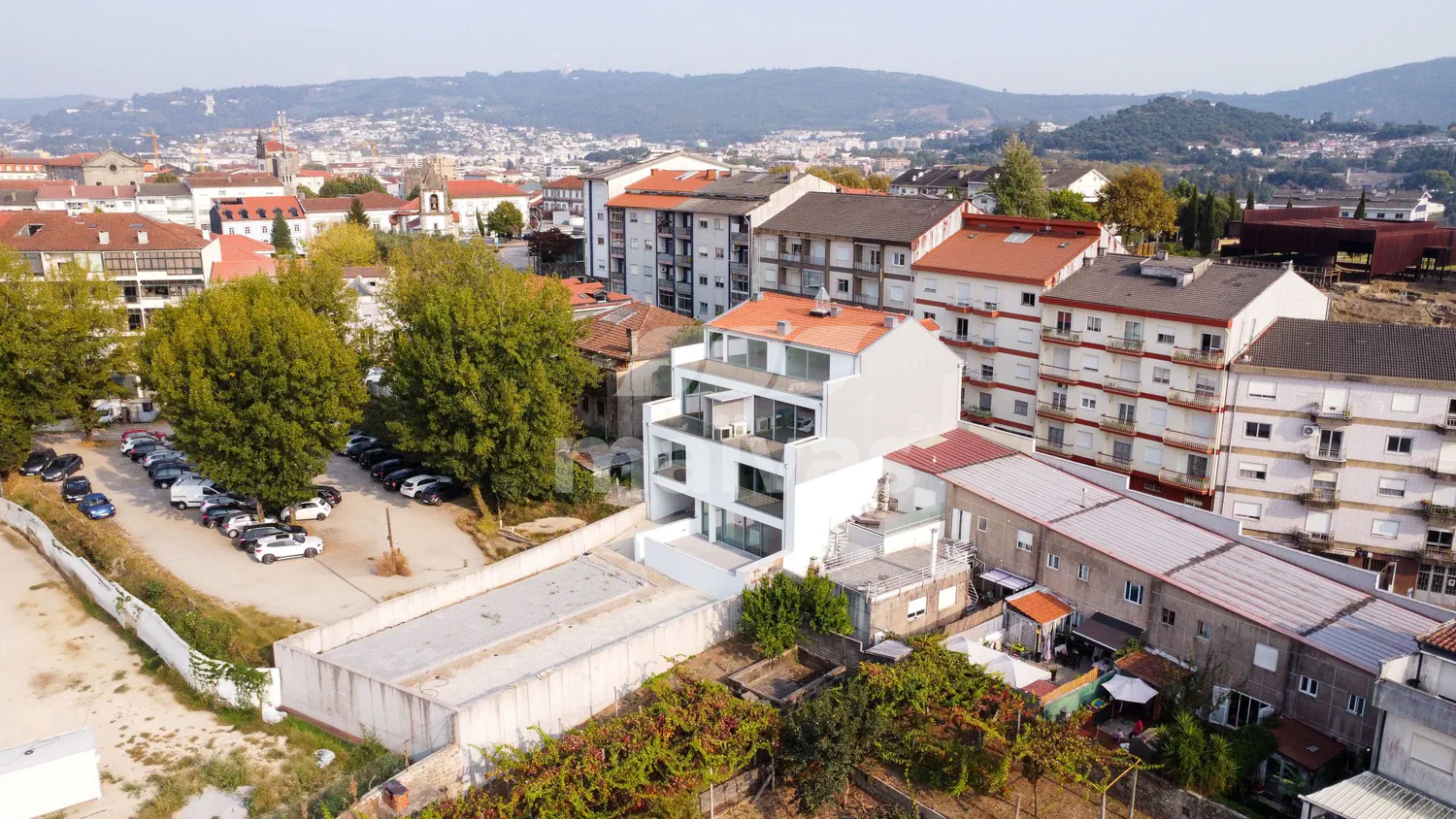 Apartamento T3 Duplex de Luxo | Último Andar - Centro de Braga - 2