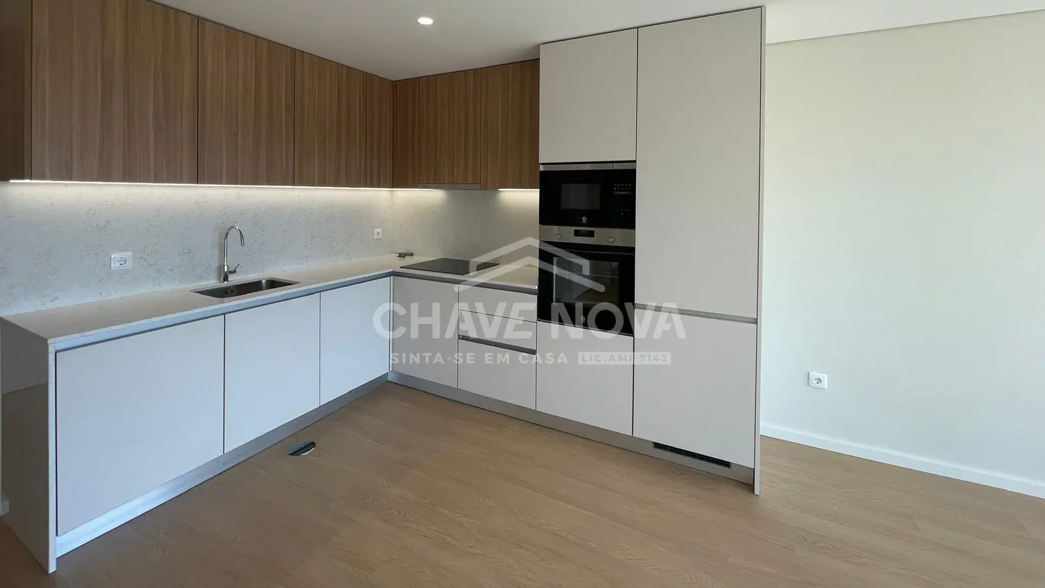 T2 Novo e Moderno em Vilar do Paraíso – Conforto e Qualidade!