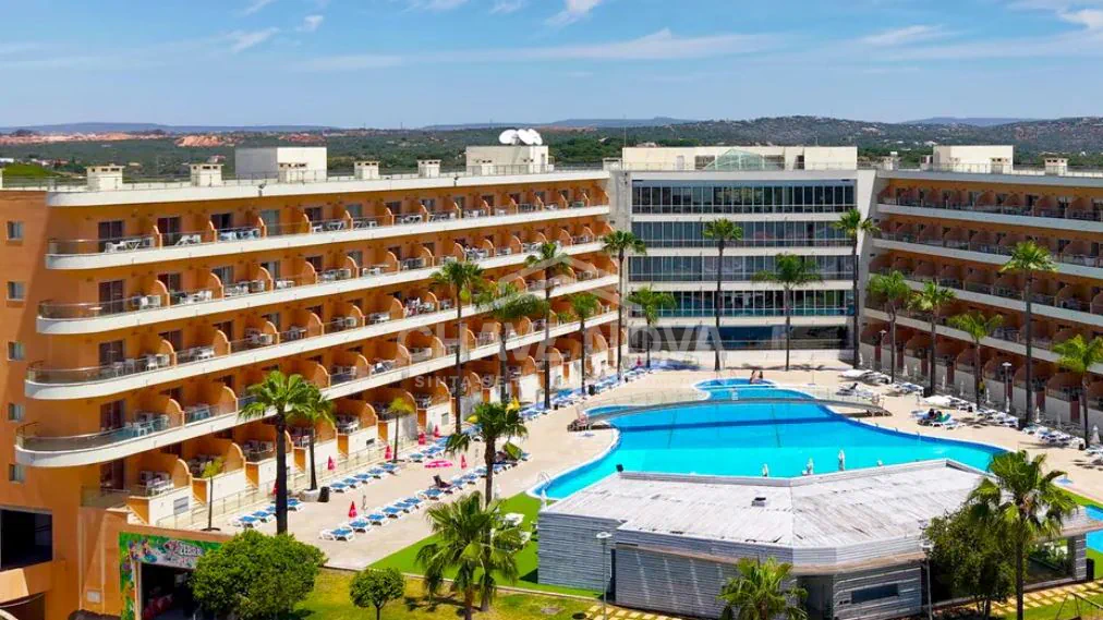 T1 Albufeira | Piscina, Spa e Ginásio | Localização Privilegiada