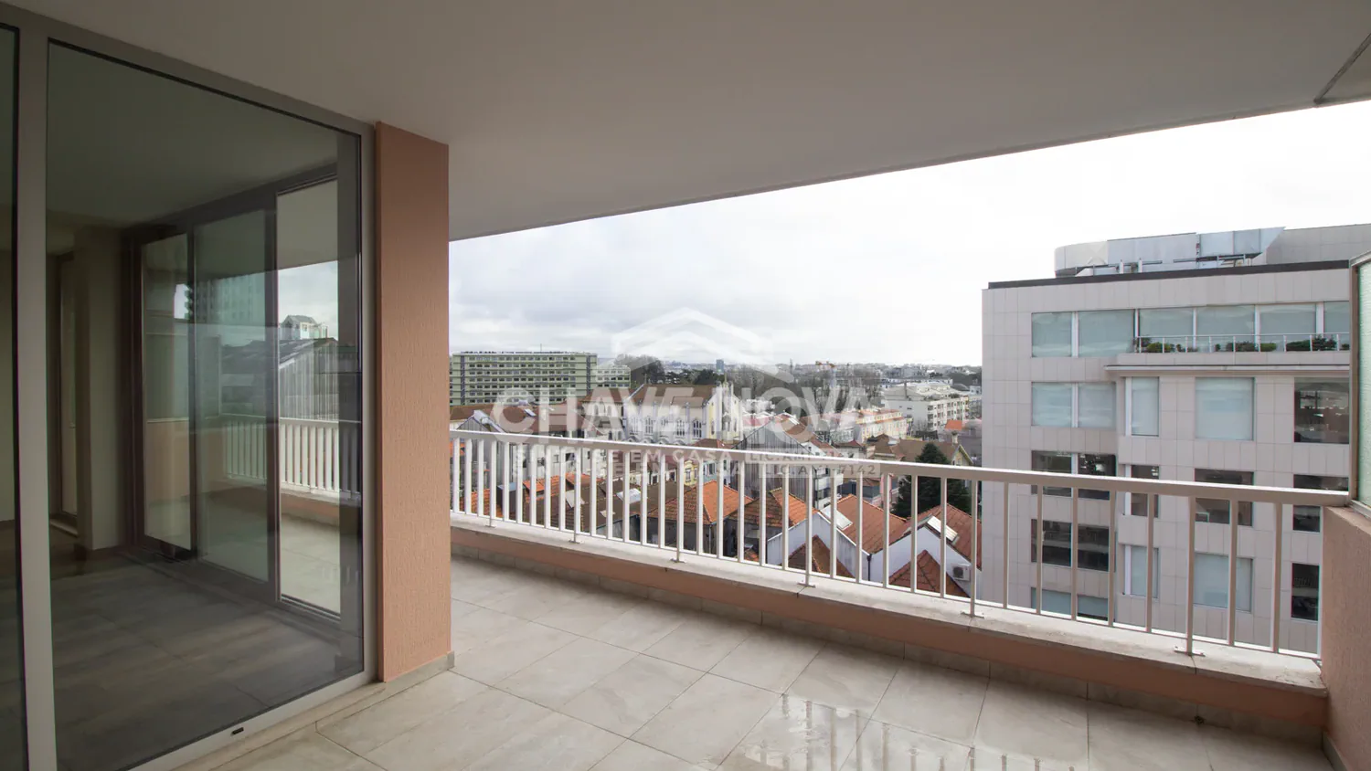T3 Remodelado na Boavista | Terraço, Jardim de Inverno e Garagem Dupla