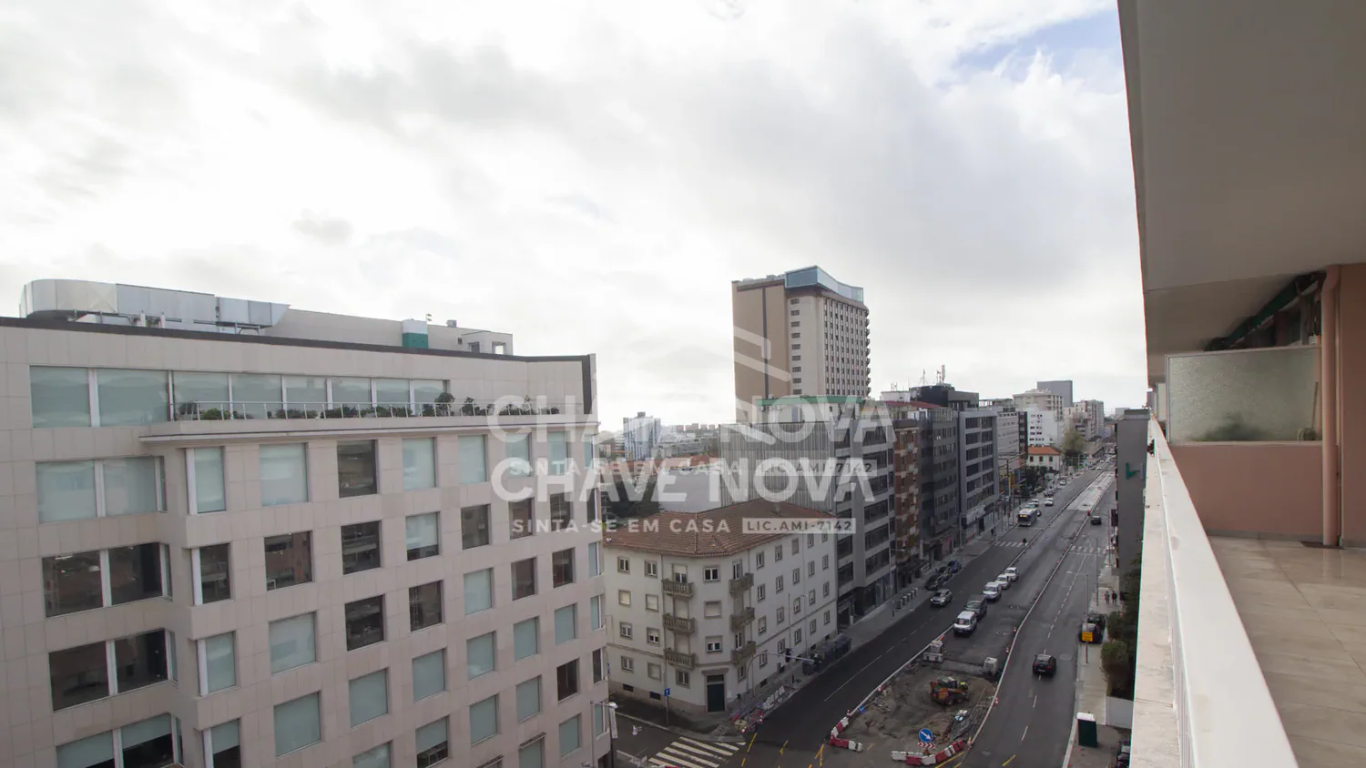 T3 Remodelado na Boavista | Terraço, Jardim de Inverno e Garagem Dupla - 3