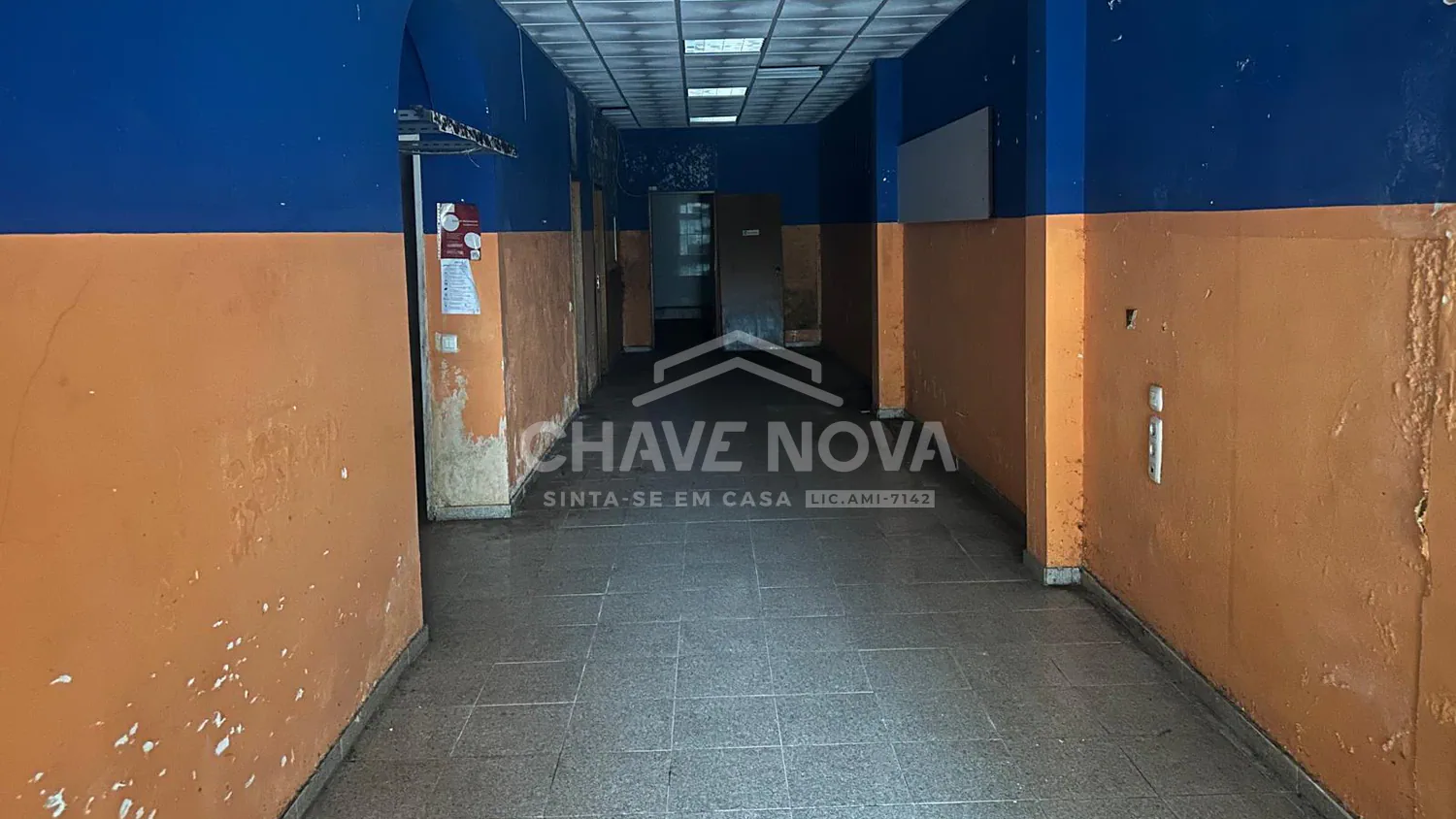 Loja para Arrendamento em Lisboa | 91 m² | 1.300 €/mês - 2