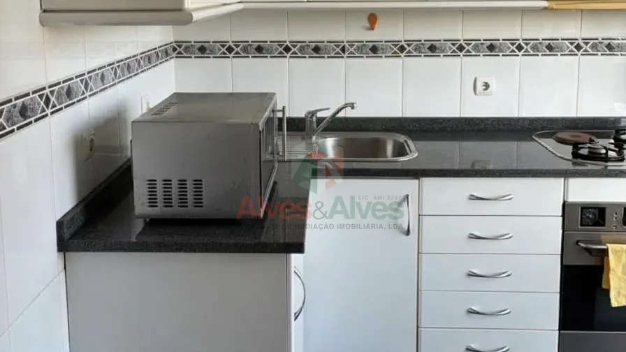Apartamento T3 em Rio Tinto – Excelente Oportunidade para Investimento - 3