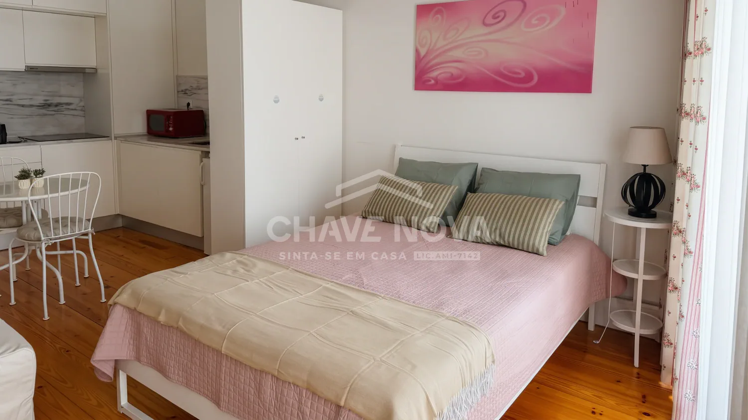 Apartamento T0 c/ Alojamento Local em Santo Ildefonso (500m da Estação de Metro "Trindade") - 2