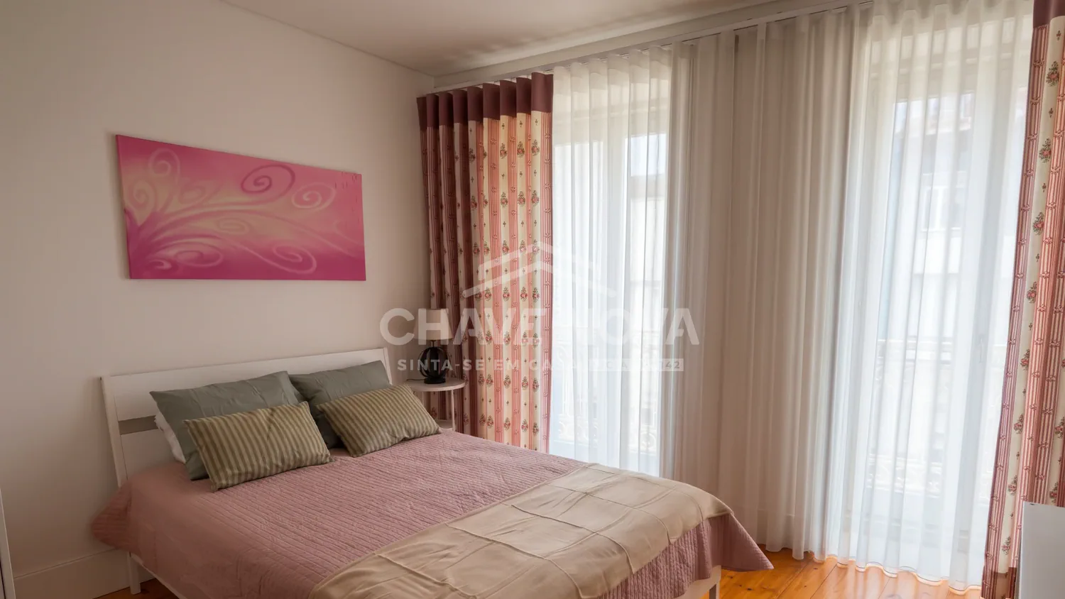 Apartamento T0 c/ Alojamento Local em Santo Ildefonso (500m da Estação de Metro "Trindade") - 3