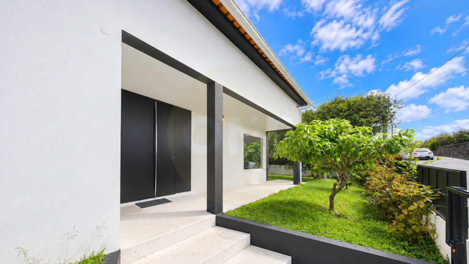 Moradia T3 com Jardim, Terraço e Garagem – Pico da Pedra - 3