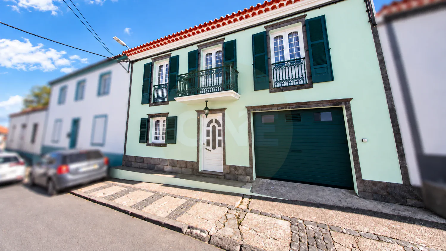 Moradia T4 com Amplo Espaço Exterior na Lomba da Maia
