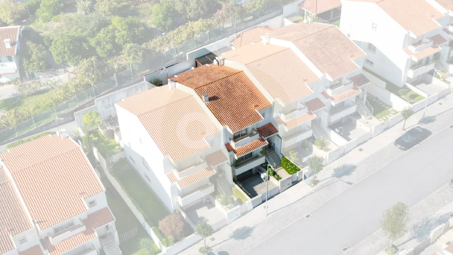 𝗠𝗼𝗿𝗮𝗱𝗶𝗮 𝗧𝟯 𝗲𝗺 𝗡𝗼𝘃𝗮𝗶𝘀 | 𝗘𝘅𝗰𝗲𝗹𝗲𝗻𝘁𝗲𝘀 Á𝗿𝗲𝗮𝘀, 𝗚𝗮𝗿𝗮𝗴𝗲𝗺 𝗽𝗮𝗿𝗮 𝟯 𝗖𝗮𝗿𝗿𝗼𝘀 𝗲 𝗧𝗲𝗿𝗿𝗮ç𝗼 