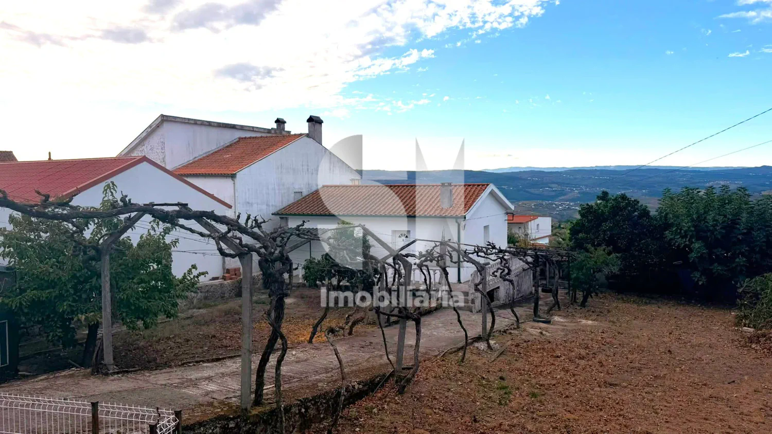 Moradia Isolada C/Terreno - 2