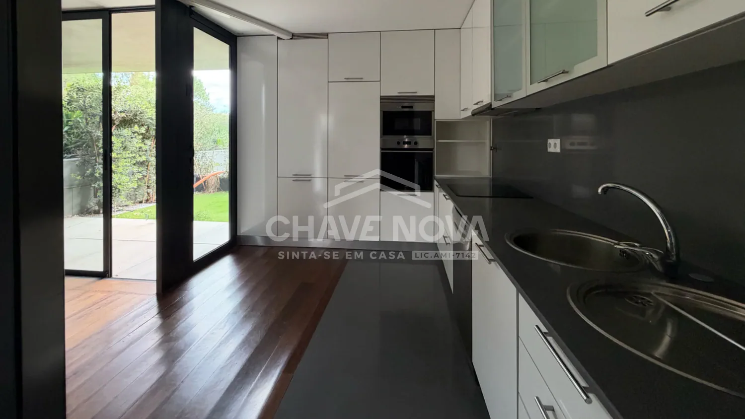 Apartamento T1 com Terraço de 35 m² | Jardim das Camélias - 3