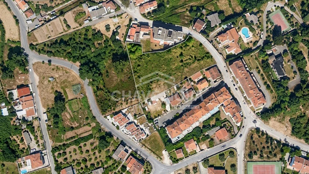  TERRENO RÚSTICO URBANIZÁVEL COM 5.515 m² | TARDARIZ, GONDOMAR  