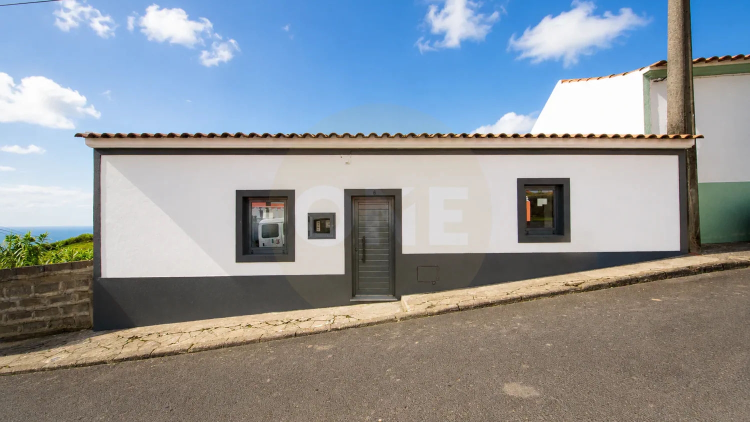 Moradia T2 Totalmente Renovada com Vista Mar | Fenais da Ajuda - 2